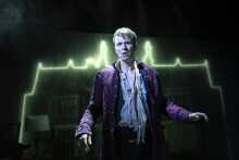 It Walks Around The House At Night It Walks Around The House At Night