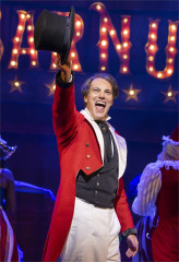 Matt Rawle as P.T. Barnum. Photo by Pamela Raith