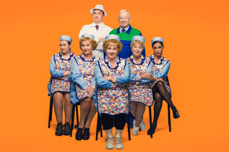 Les Dennis as Stan with the canteen staff of Victoria Wood's dinnerladies in the tour's campaign artwork