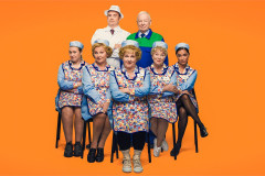 Les Dennis as Stan with the canteen staff of Victoria Wood's dinnerladies in the tour's campaign artwork
