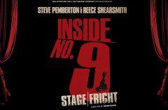 Inside N°9 Stage/Fright