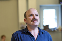 Rory Kinnear in rehearsals for The Standard of Living. Photo by Manuel Harlan