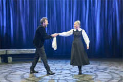 Milo Twomey (Sir Toby Belch) and Katie Wimpenny (Maria) in Twelfth Night at the Crucible, Sheffield. Photo by Manuel Harlan