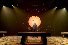 David Birrell (Feste) in Twelfth Night at the Crucible, Sheffield. Photo by Manuel Harlan