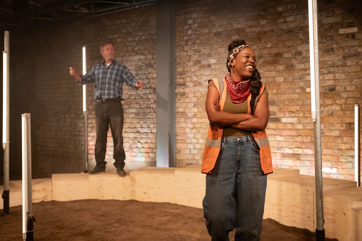 Gabrielle Brooks as Paige and Chris Simmons as Eddie in Fire Fire at the Arcola Theatre