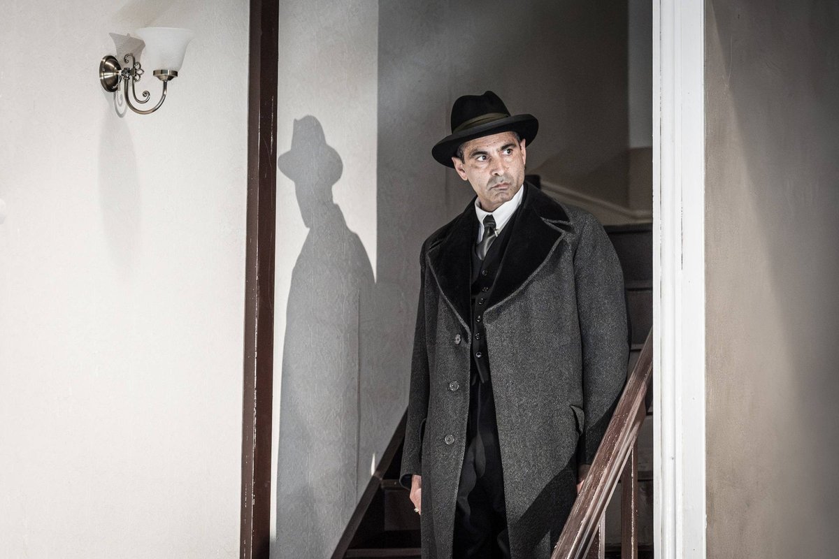 A scene from Golden Boy at the Almeida Theatre. Photo by Marc Brenner