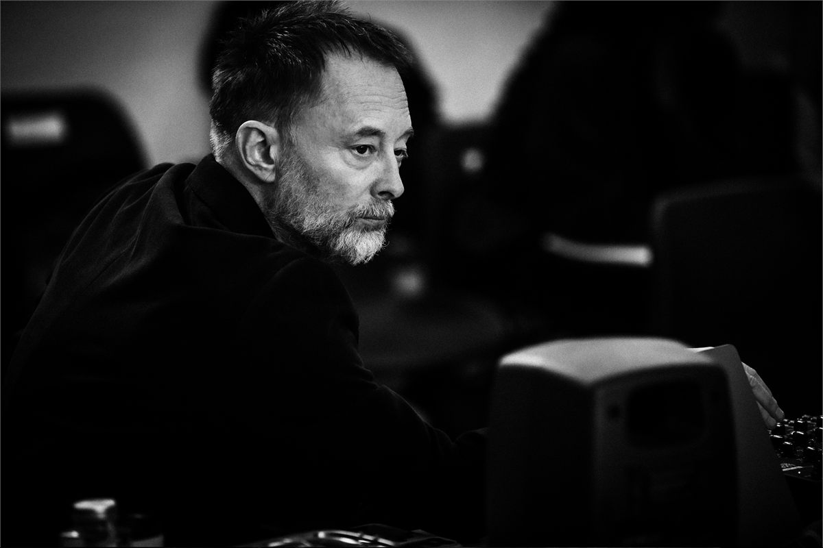 Thom Yorke (Co-Creator and Orchestrator) in rehearsal for Hamlet Hail to the Thief. Photo by Alex Lake