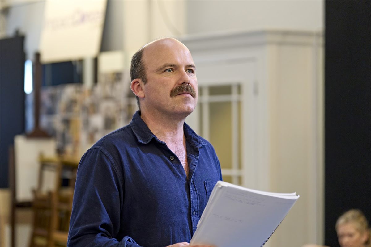 Rory Kinnear in rehearsals for The Standard of Living at the Theatre Royal Haymarket. Photo by Manuel Harlan