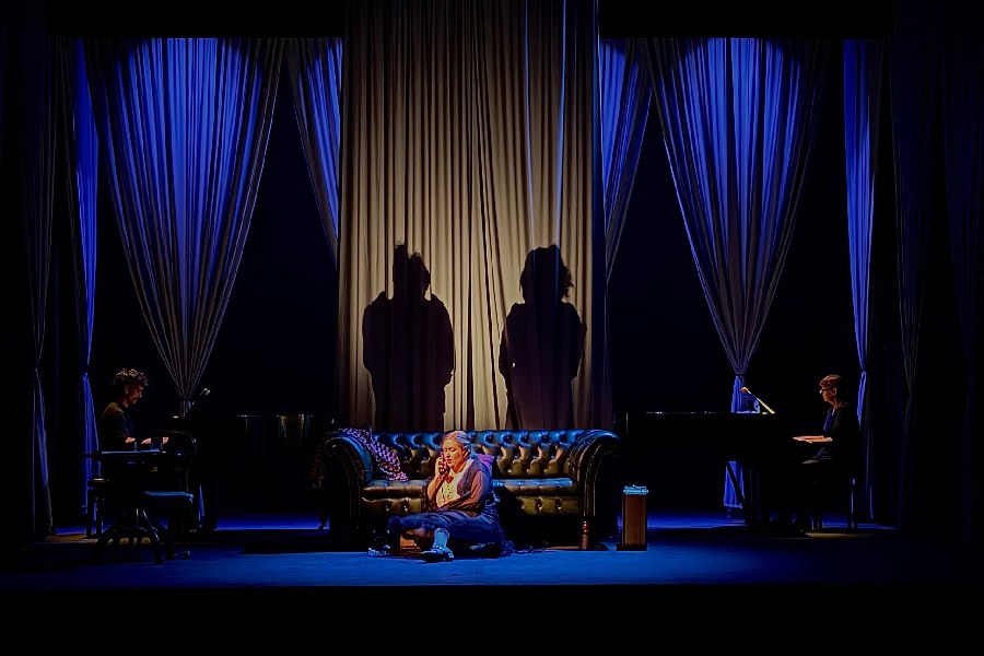 A scene from The Seven Deadly Sins at Charing Cross Theatre