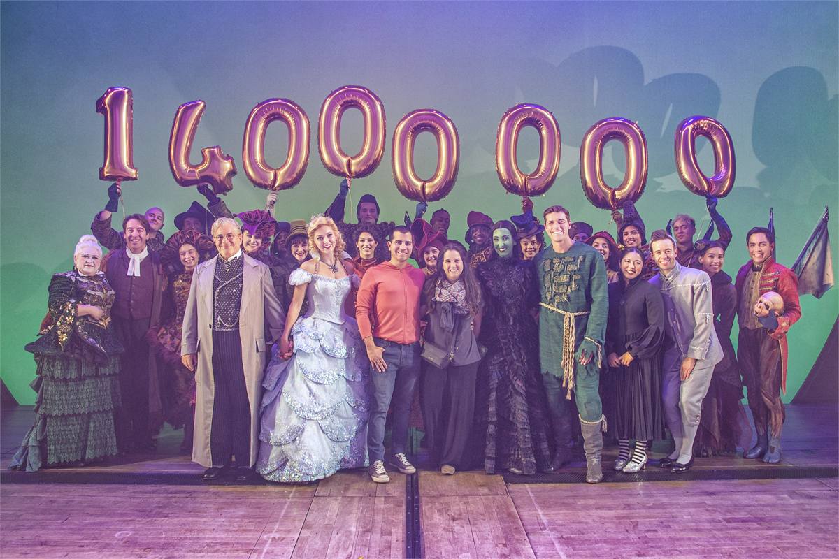 Pablo and Brenda Ernst on stage with the company of Wicked at the Apollo Victoria Theatre, where the production has welcomed its 14 millionth London visitor. Photo by Troy David Johnston